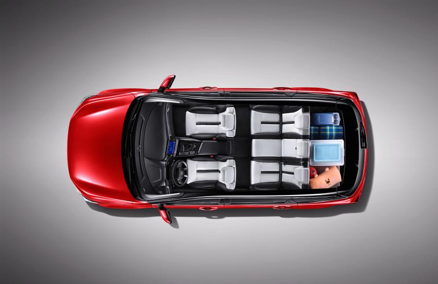 Интерьер DongFeng Forthing T5 2019 года  (фото 6 из 24)